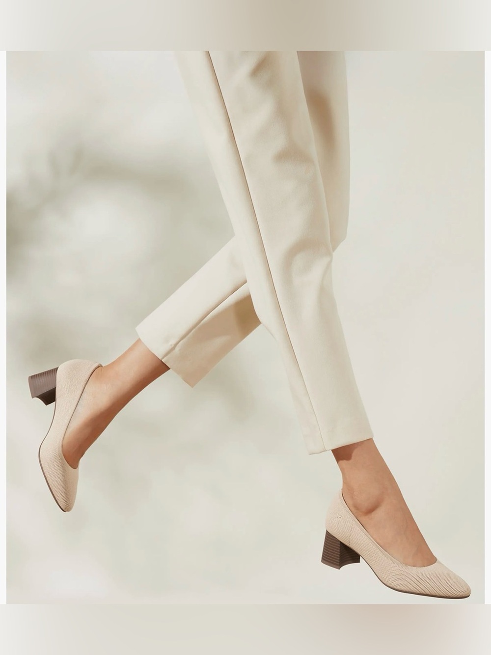 Like New VIVAIA Tamia Block Heel Pump Almond Toe Block Heel Sz 37